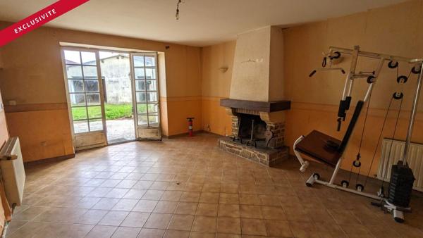 Maison de plain pied à rénover - La Chapelle Bâton