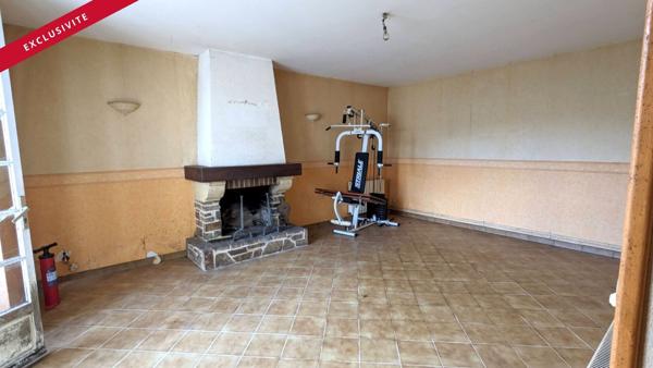 Maison de plain pied à rénover - La Chapelle Bâton