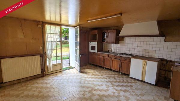 Maison de plain pied à rénover - La Chapelle Bâton