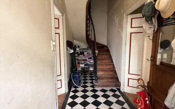 Maison à vendre    6 pièces •  Cozes