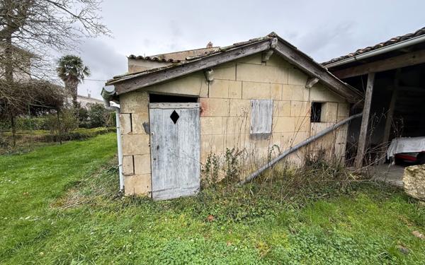 Maison à vendre    6 pièces •  Cozes