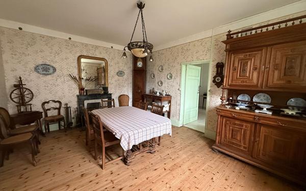 Maison à vendre    6 pièces •  Cozes