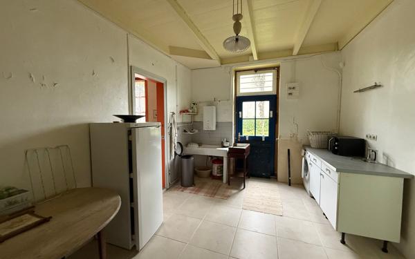 Maison à vendre    6 pièces •  Cozes