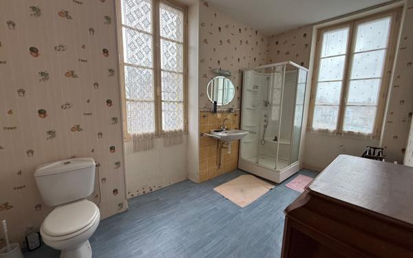 Maison à vendre    6 pièces •  Cozes