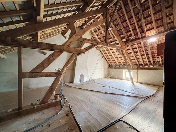 Maison à vendre 89 000 € Méasnes 4 p 90 m² DPE F