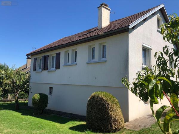 Maison à vendre à Mauriac dans le Cantal (15200), ref : 15060/1219