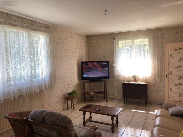 Maison à vendre à Mauriac dans le Cantal (15200), ref : 15060/1219