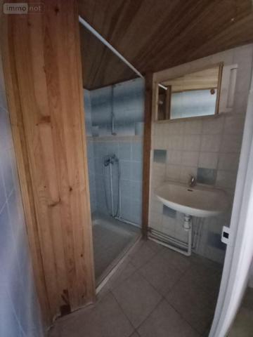 Maison à vendre à Saint-Flour dans le Cantal (15100), ref : FG/2404