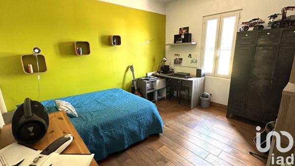 Maison 7 pièces de 204 m² à Hyères (83400)