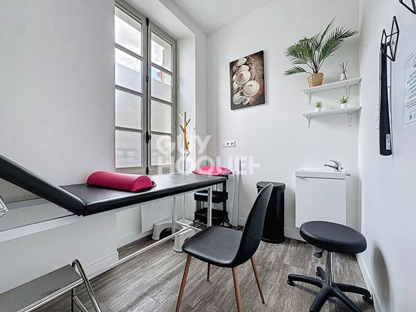 À vendre - Murs d'un local professionnel au coeur de Chantilly, Rue du Connétable