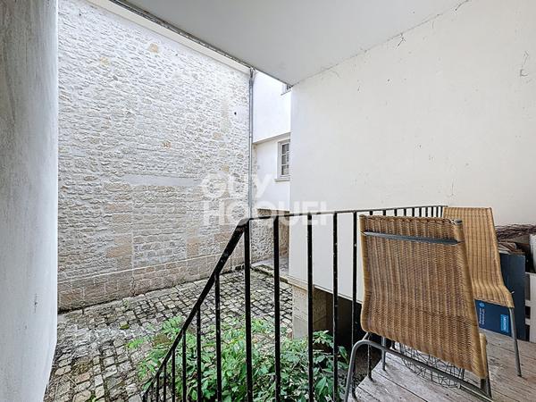 À vendre - Murs d'un local professionnel au coeur de Chantilly, Rue du Connétable