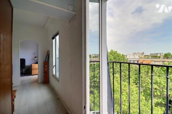 Appartement au dernier étage - Théatre des Sablons