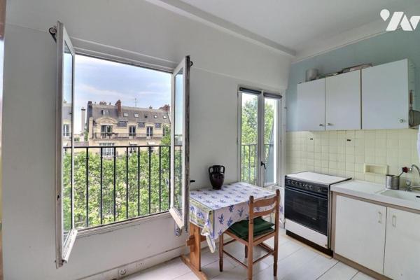 Appartement au dernier étage - Théatre des Sablons