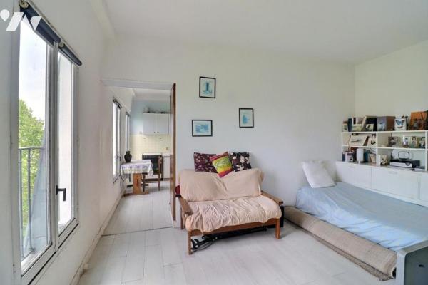 Appartement au dernier étage - Théatre des Sablons