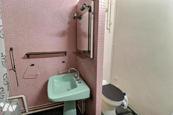 Appartement au dernier étage - Théatre des Sablons