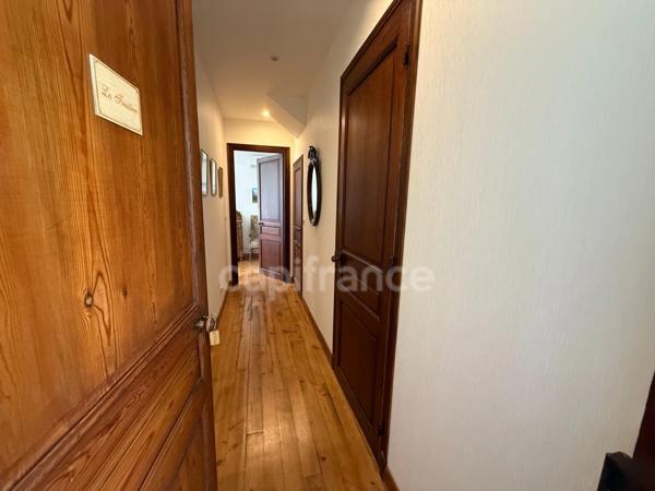 DEMEURE DE PRESTIGE FACE AUX SANCTUAIRES DE LOURDES