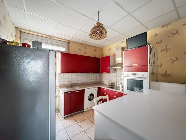 Commerce à vendre 13 pièces de 302 m²