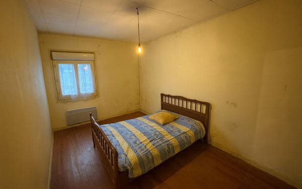 Immeuble à vendre    6 pièces • 120 m2 Langon