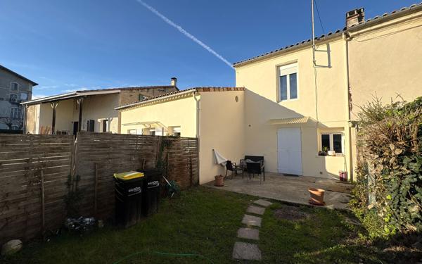 Immeuble à vendre    6 pièces • 120 m2 Langon