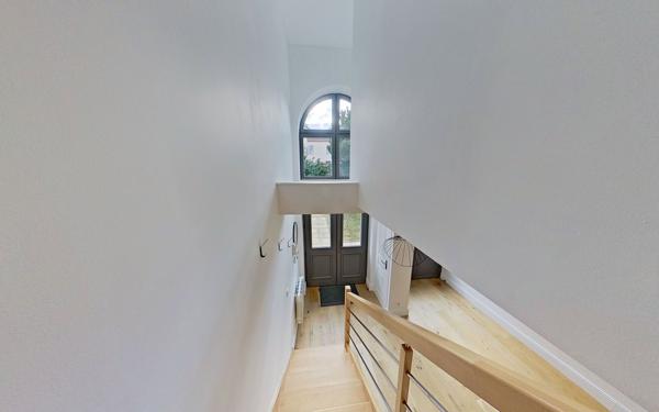 Appartement à louer    3 pièces •  Champagne-au-Mont-d'Or