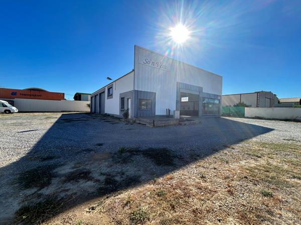 Local commercial - Peyriac De Mer -183 m2
