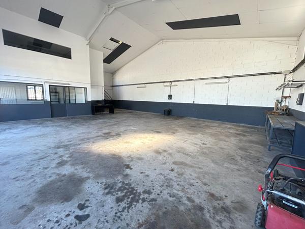 Local commercial - Peyriac De Mer -183 m2