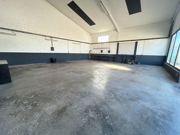 Local commercial - Peyriac De Mer -183 m2