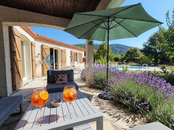 Villa 4 pièce(s) 3 chambre(s) 110 m²