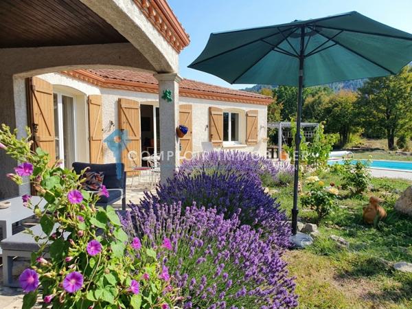 Villa 4 pièce(s) 3 chambre(s) 110 m²