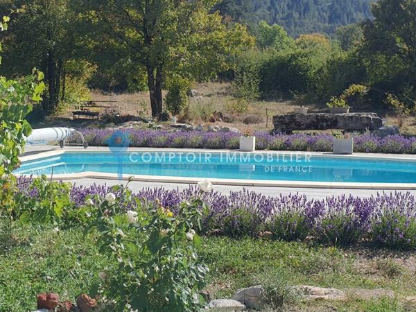 Villa 4 pièce(s) 3 chambre(s) 110 m²