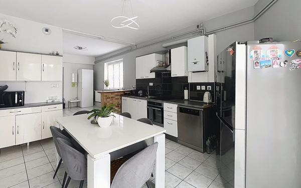 Appartement à vendre    4 pièces • 98 m2 Bourg-lès-Valence