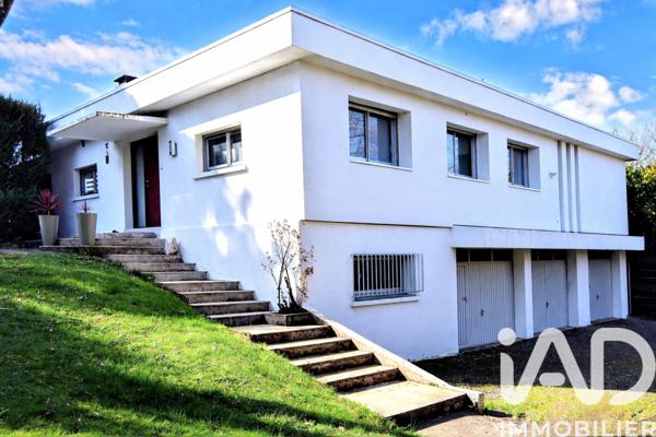 Maison à vendre 6 pièces 139 m² Saint-Gaudens