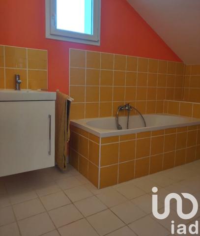 Maison à vendre 4 pièces 152 m² Saint-Vincent-la-Commanderie