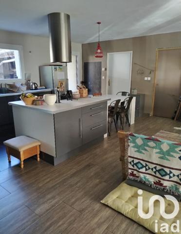 Maison à vendre 4 pièces 152 m² Saint-Vincent-la-Commanderie