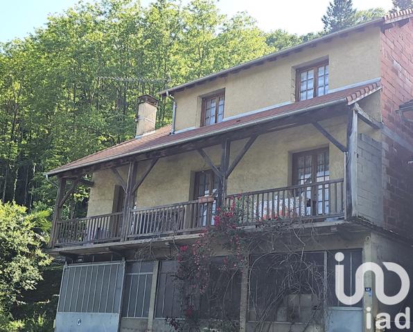 Maison de village 5 pièces de 137 m² à Beaulieu-sur-Dordogne (19120)