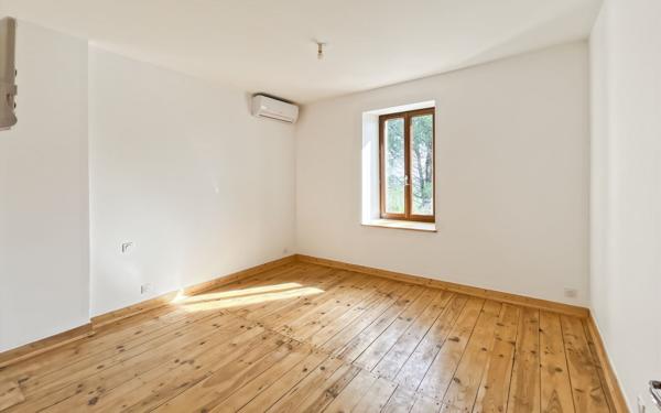 Maison à vendre    5 pièces •  Béziers