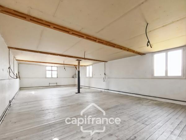 Maison / Moulin à vendre 7 pièces 330 m² CASTELSARRASIN (82)