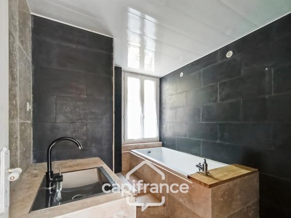 Maison / Moulin à vendre 7 pièces 330 m² CASTELSARRASIN (82)