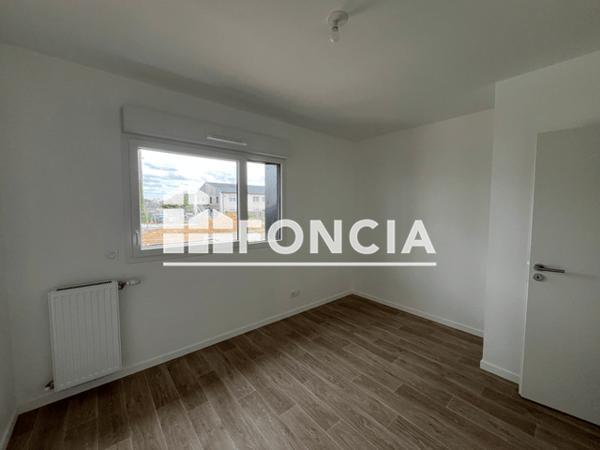 Location Appartement 3 pièces 62.19 m² - Laval 53000