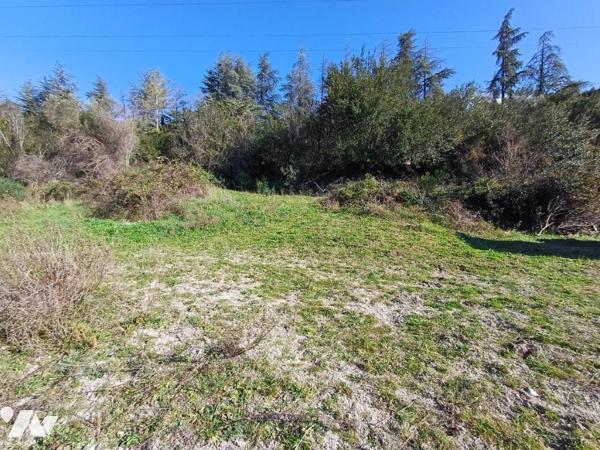 Magnifique terrain à bâtir à Uzès