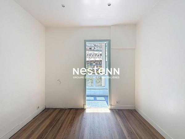 À VENDRE ! Paris 15eme, Boulevard de Grenelle - Lumineux -Calme -Potentiel