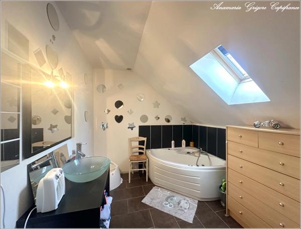 LE THIEULIN (28240) - maison familiale 130 m², 4 chambres (dont une en RDC), terrain 2500 m² au calme