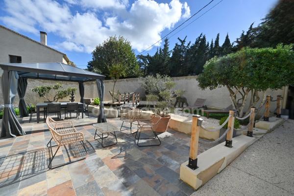 BAGNOLS-SUR-CEZE (30200) – 4 CHAMBRES – PARFAIT ÉTAT – CALME – TERRASSES – JARDIN – PISCINE CHAUFFÉE – POOL HOUSE – GARAGE