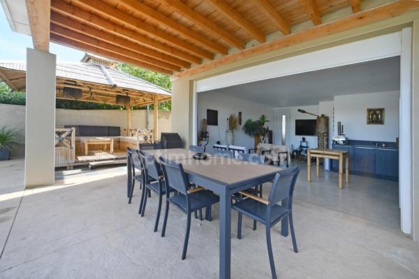 BAGNOLS-SUR-CEZE (30200) – 4 CHAMBRES – PARFAIT ÉTAT – CALME – TERRASSES – JARDIN – PISCINE CHAUFFÉE – POOL HOUSE – GARAGE