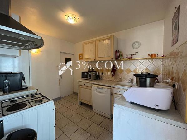 Maison 10 pièce(s) 6 chambre(s) 258 m²