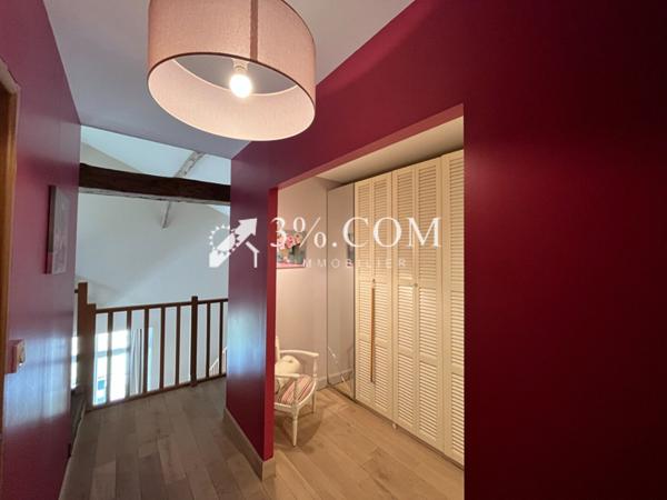 Maison 10 pièce(s) 6 chambre(s) 258 m²