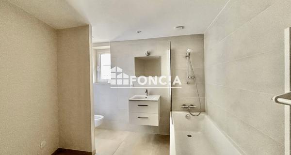 À vendre Appartement 3 pièces 64 m² - Craponne 69290