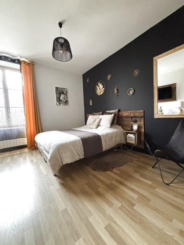 CHATILLON SUR SEINE :Appartement moderne de 130m² proche du centre ville au cœur de la nature sur 2 hectares  Châtillon-sur-Seine (21400)