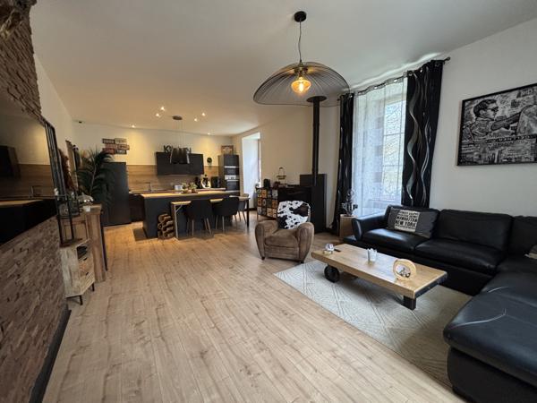 CHATILLON SUR SEINE :Appartement moderne de 130m² proche du centre ville au cœur de la nature sur 2 hectares  Châtillon-sur-Seine (21400)