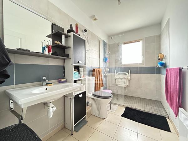 A vendre à Marsac sur L'ISLE Maison de type 4 avec jardin